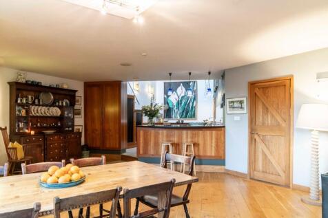 Uniquely zoned open plan kitchen-living-dining