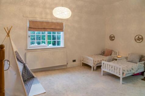 Bedroom 3/Nursery