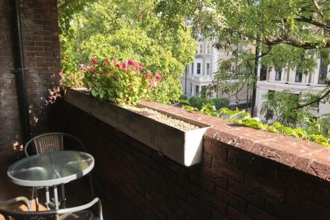 balcony 2