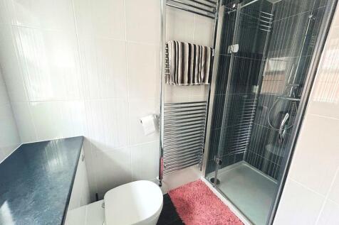 Ensuite.JPEG