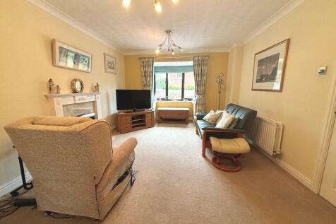 Sitting Room.JPG
