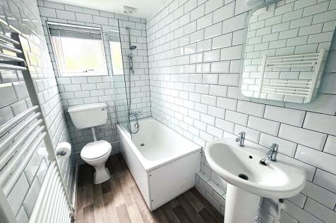 Bathroom.JPEG