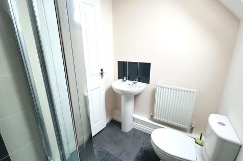 Top Shower Room (1).JPEG