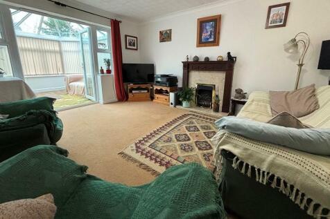 Sitting Room.JPG