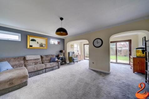 Sitting Dining Room.jpg