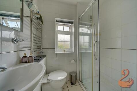 Shower Room.jpg