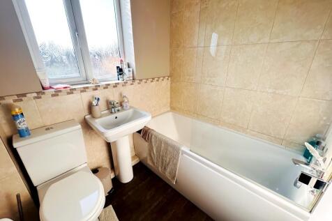 Bathroom.JPEG