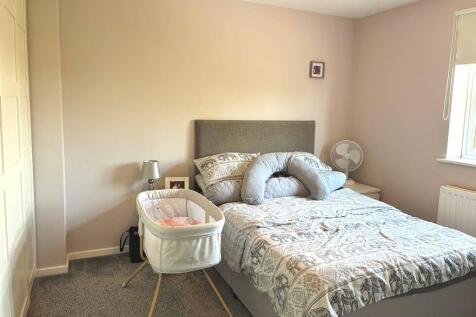 Bedroom One.JPG