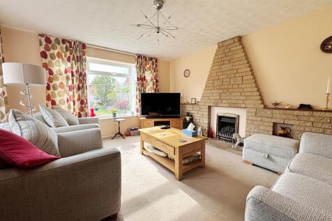 Sitting Room.JPG