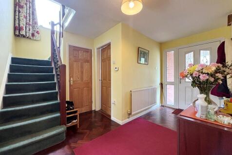 Entrance Hall.JPG