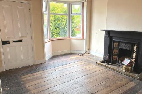 Sitting Room.JPG