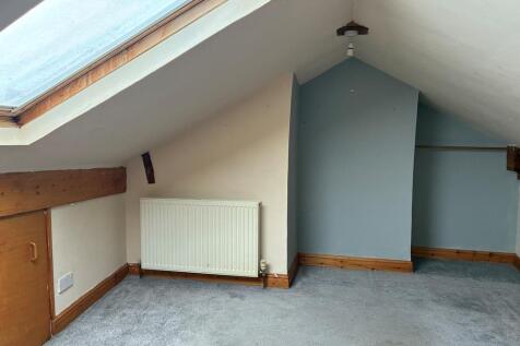 Loft Room.JPG