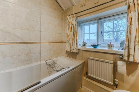 Family Bathroom.jpg