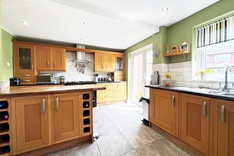 Kitchen/Breakfast.JPG