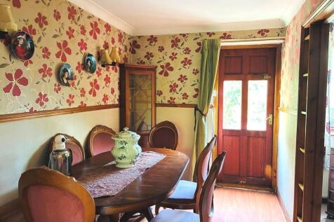Dining Room.JPEG