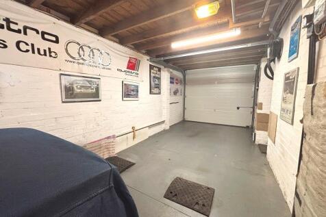 Tandem Garage.JPG