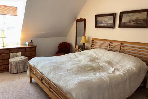Bedroom One.JPG
