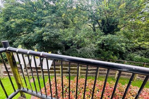 View from sitting room.JPEG