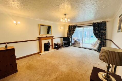 Sitting Room.JPEG