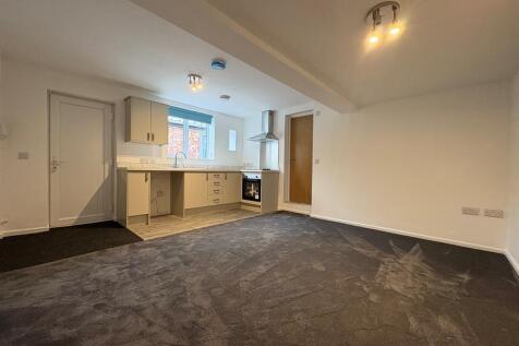 Open plan kitchen / Living area