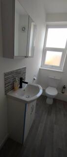 Ladies Toilet 1b