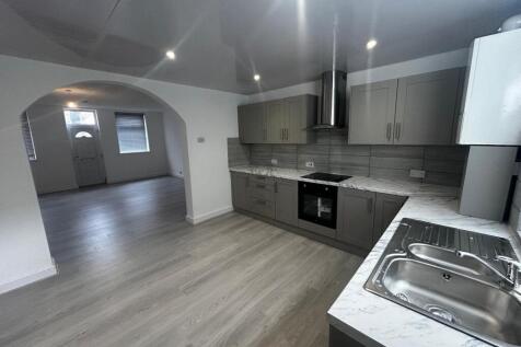 Kitchen b