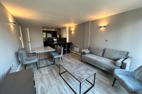 Lounge Dining 2