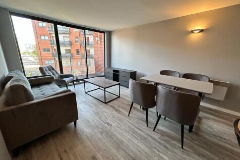 Lounge Dining 1