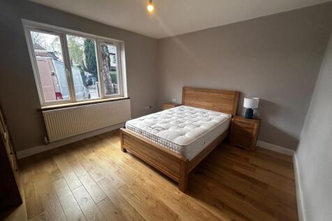 Bedroom 3 a (1)