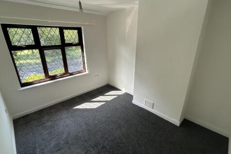 LL Bedroom 1