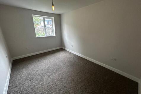 Downstairs Bedroom (