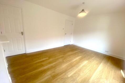 Bedroom 1 (1)