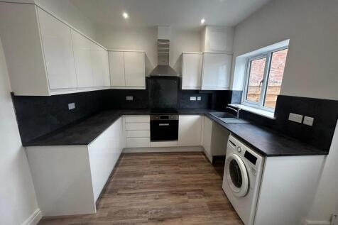 Kitchen (2)