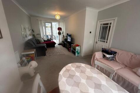 Lounge 2
