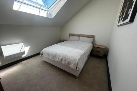 Bedroom (6)