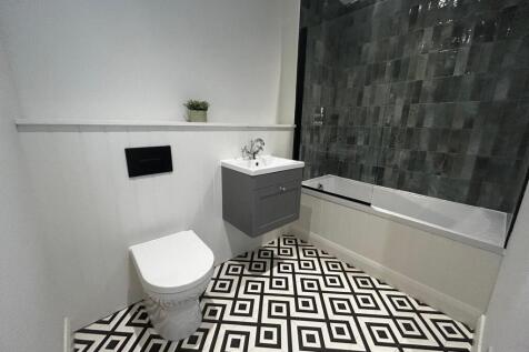 Bathroom (4)