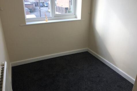 Bedroom 1 (3)