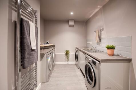 Utility Room (1)