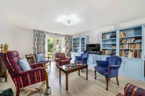 Lounge: