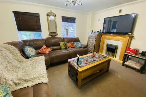 Reception Room: