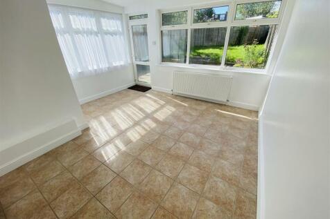 Family Room: