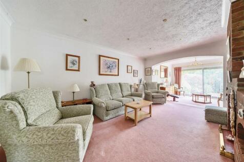 Living Room: