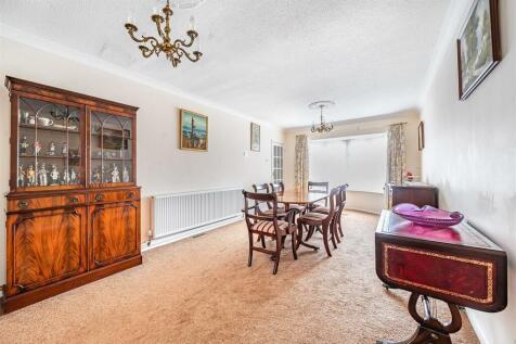 Dining Room:
