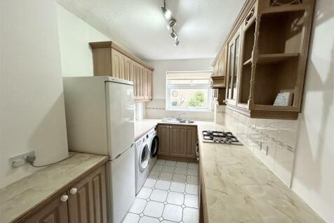 Kitchen: