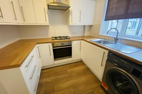 Kitchen: