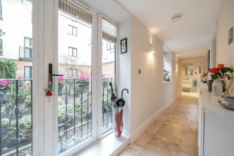 Entrance Hall: