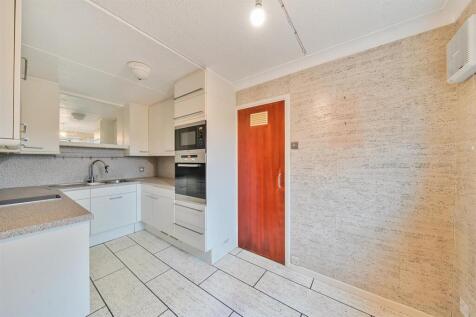Kitchen: