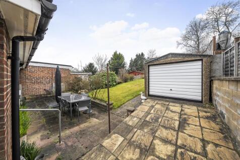 Garage: