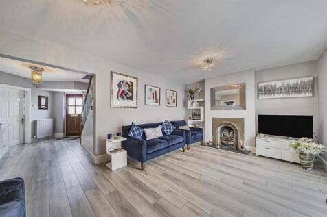 Living Room: