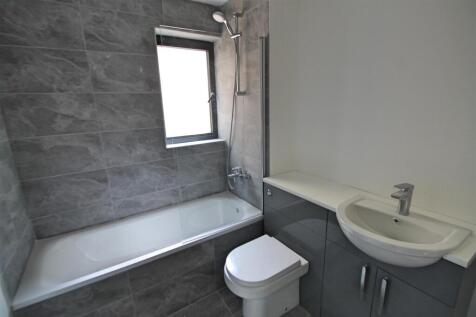 Family Bathroom: